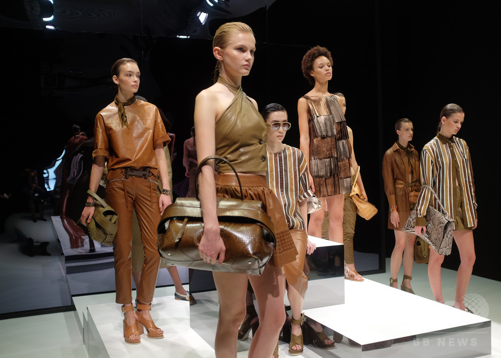 「トッズ」17年春夏