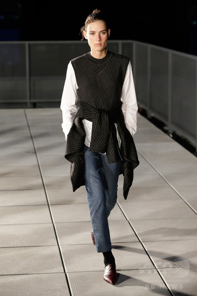 「タクーン」17年春夏