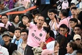 サッカー親善試合、香港選抜対インテル・マイアミ。インテル・マイアミのリオネル・メッシが見られないことに怒る観客（2024年2月4日撮影）。(c)Peter PARKS / AFP