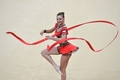 ロンドン五輪、新体操の各国選手の演技を紹介する。写真は個人総合決勝に出場したポーランドのヨアンナ・ミトロシュ（Joanna Mitrosz、2012年8月11日撮影）。(c)AFP/BEN STANSALL