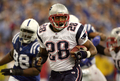 写真は、第2Qにタッチダウンを決めるペイトリオッツのRBコーリー・ディロン（%%Corey Dillon%%）。(c)AFP/Getty Images Jed Jacobsohn