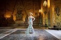 スウェーデンの首都ストックホルムの市庁舎で、ドラァグクイーン姿でポーズを取るヤン・ヨンソン副市長。自由党提供（2023年5月26日撮影、6月15日提供）。(c)AFP PHOTO / ROBIN BACKMAN / LIBERALERNA STOCKHOLM