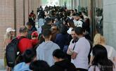 スペイン不法移民合法化、合計117万人が申請 多数が若年層
