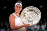 21歳ノスコバ、ウィンブルドン初優勝 第2セットの涙乗り越え
