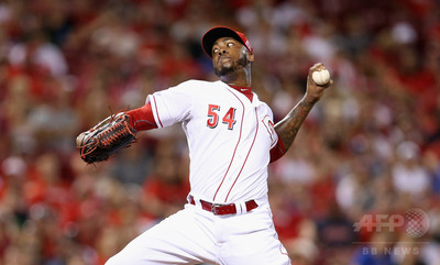 ヤンキースがトレードで豪腕チャップマンを獲得 写真1枚 国際