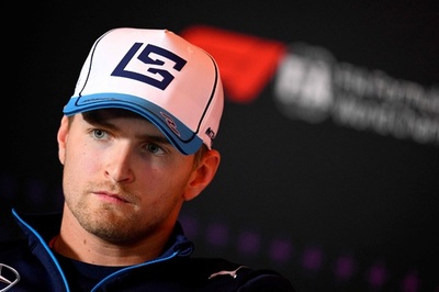 ウィリアムズがドライバー交代 サージェントに変わりコラピント起用