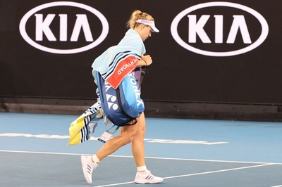 元女王ケルバーは全豪4回戦敗退、パフリュチェンコワが3度目8強