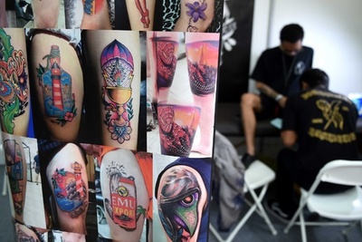 タトゥー顔料、体内深く浸透する恐れ 研究