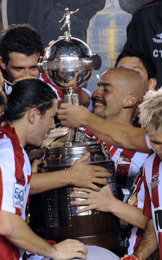 エストゥディアンテス クルゼイロ下し優勝、サッカーリベルタドーレス杯