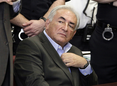 ストロスカーンIMF前専務理事を起訴、保釈は認める