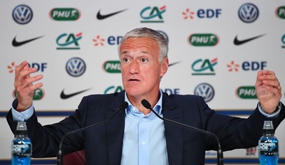 デシャン監督「お気の毒に」 フランス代招集外のベンゼマを批判