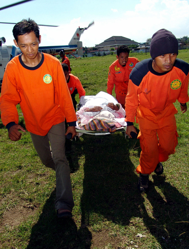 ＜ジャワ島中部地震＞死者5400人超に - インドネシア