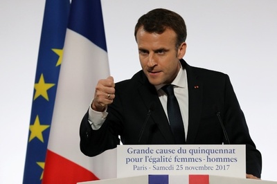 「女性に対する暴力撤廃の国際デー」 仏大統領が対策発表 世界各地でデモも