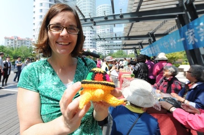 外国人と文化を共有する「隣人祭り」、中国・青島