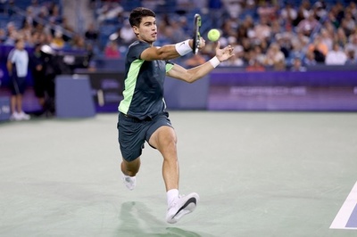 アルカラス苦戦も初戦突破、前年女王ガルシアは敗退 W&Sオープン