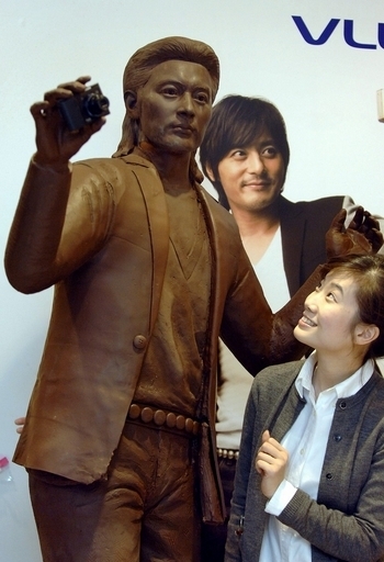 韓国バレンタインに経済不安の影、高級輸入チョコ販売減