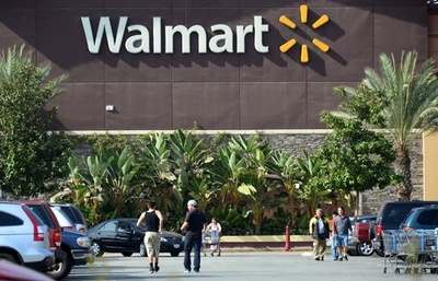 2歳児が銃を誤射、母親死亡 米国