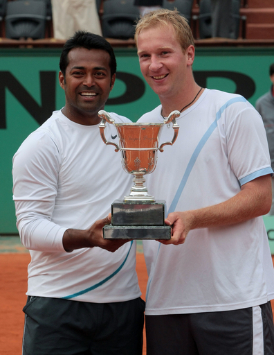 パエス／ドロウヒー組が男子ダブルスを制す、全仏オープン