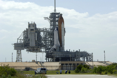 エンデバー、再打ち上げは現地15日 追加費用は4億円超