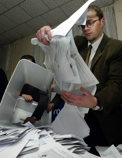 露政府が国外選挙監視団員の受け入れ人数削減、欧米から批判の声