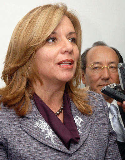 空軍基地ヘリ墜落事故、国防相ら死亡 - エクアドル