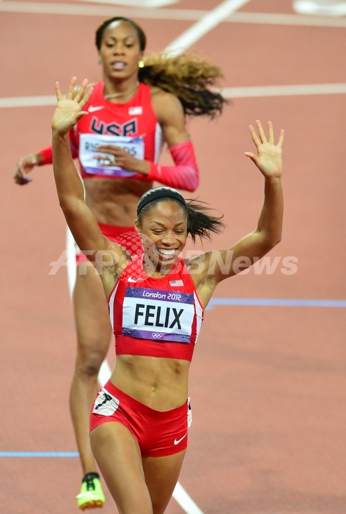 米国のフェリックスが女子200メートルで金メダル