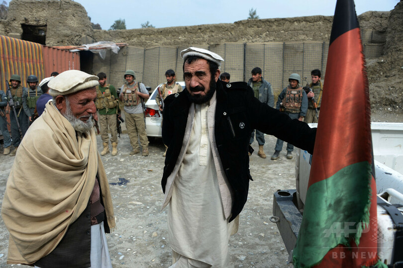 2人の友人が敵同士に、グアンタナモ元収容者の数奇な運命