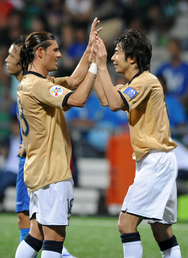 【入手困難】鹿島アントラーズ 2009年ゴールドユニフォーム 鹿島アントラーズ、シンガポール・アームド・フォースに快勝 アジア