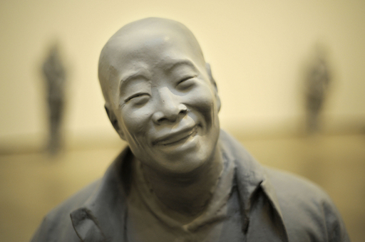 グッゲンハイム・ビルバオでフアン・ムニョス回顧展 写真15枚 国際 