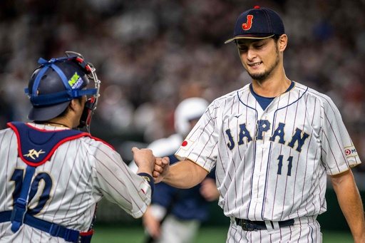 Ohtani vows no let-up after Japan reach baseball semi-finals 写真9枚  国際ニュース：AFPBB News
