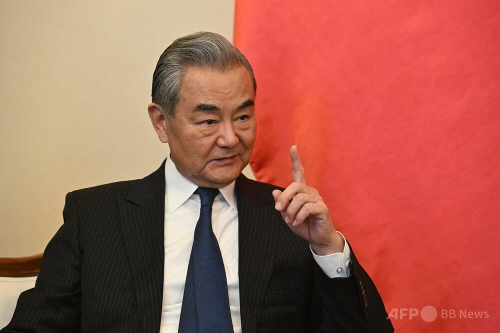 中国外相、ミャンマー指導者と会談 主権支持と安全保障を支持と表明