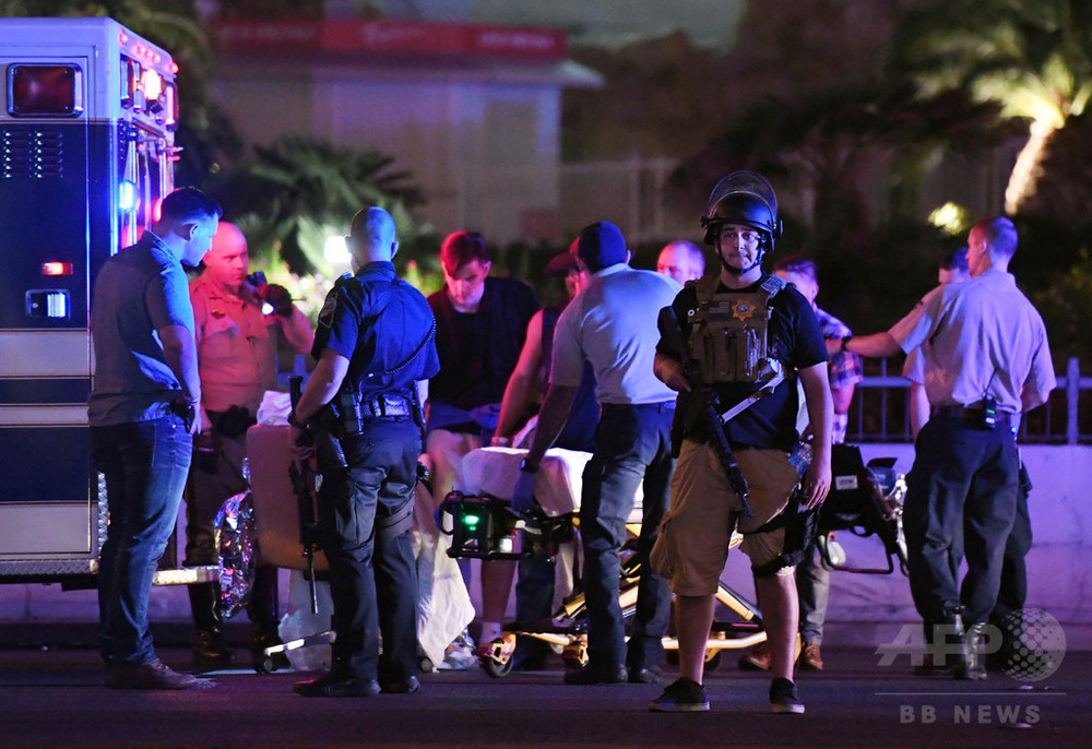 ベガス銃乱射犯の真上に滞在の男性、「大混乱」の現場を回想 写真6枚 国際ニュース：AFPBB News