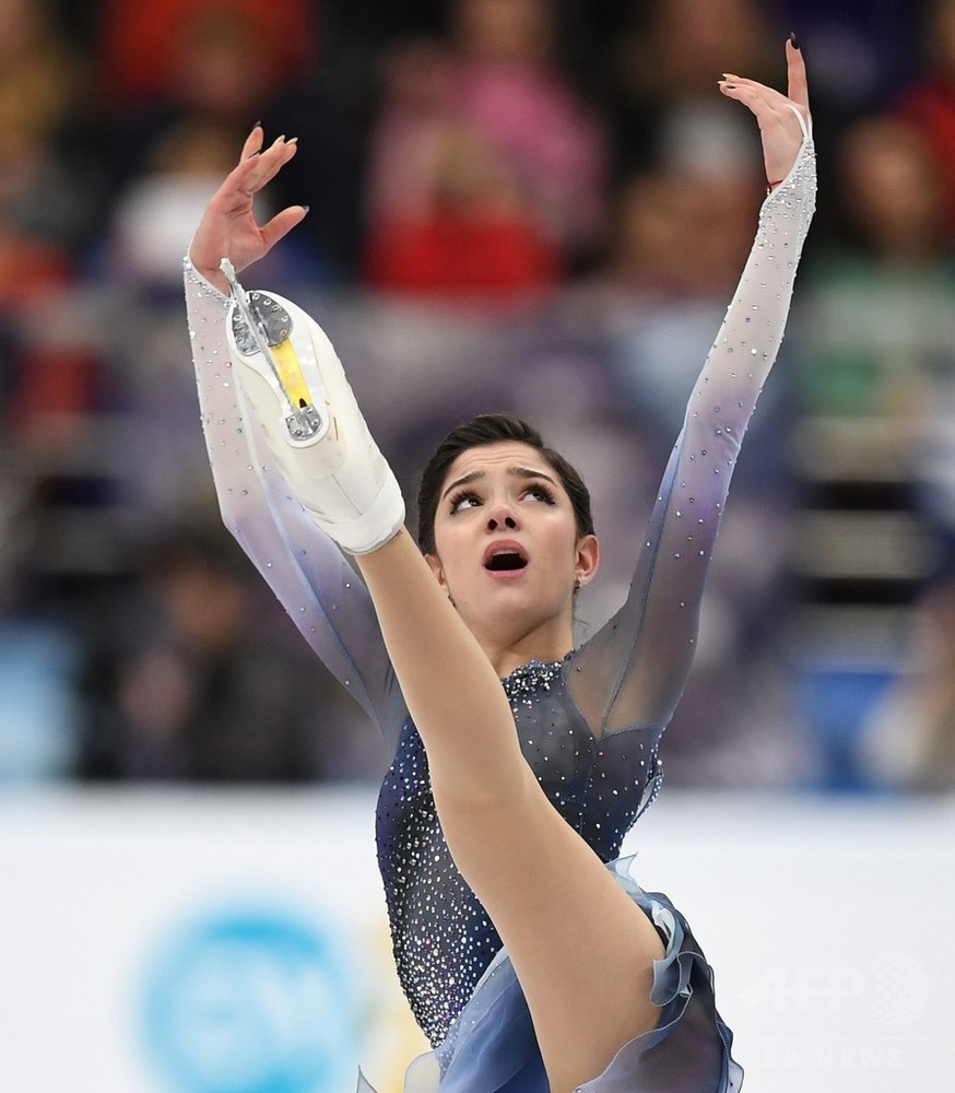 優勝大本命のメドベデワが女子sp首位発進 樋口は3位 ロシア杯 写真12枚 国際ニュース Afpbb News