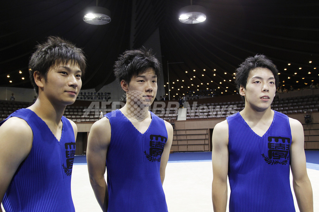 三宅一生×青森大学男子新体操部による特別公演開催