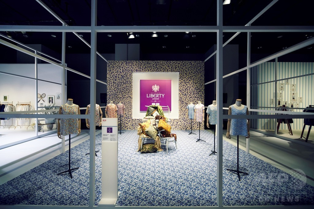 「ユニクロ×リバティロンドン」、2016年春夏コレクションに登場！