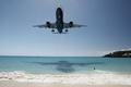 プリンセス・ジュリアナ国際空港(c)Relaxnews/shutterstock.com/Stephanie Rousseau