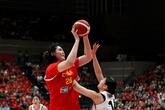 「動く万里の長城」 女子バスケ中国が解き放つ226センチの18歳