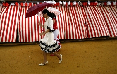 セビリア、フランコ総統にちなんだ通りの40本名称を変更へ