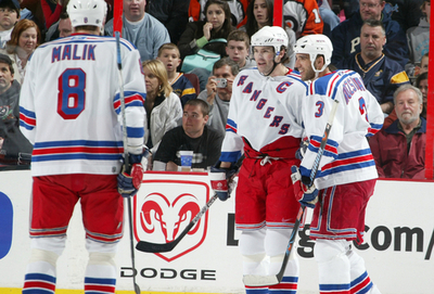 ＜06-07NHL＞レンジャーズ ヤーガーの活躍でフライヤーズに勝利 - 米国