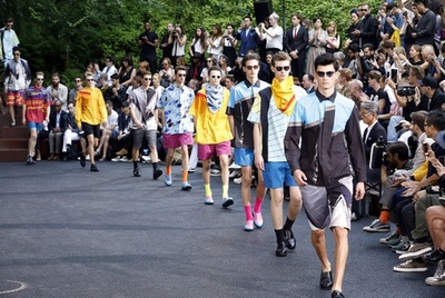 「イッセイ ミヤケ」16年春夏メンズ