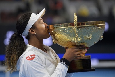 大坂が中国OP優勝、失意の全米から2大会連続 女王バーティ破る