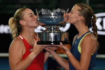 バボス/ムラデノビッチ組がGS初優勝、全豪OP女子ダブルス