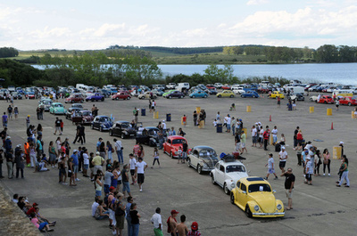 フォルクスワーゲン・ビートル200台が結集、ウルグアイ