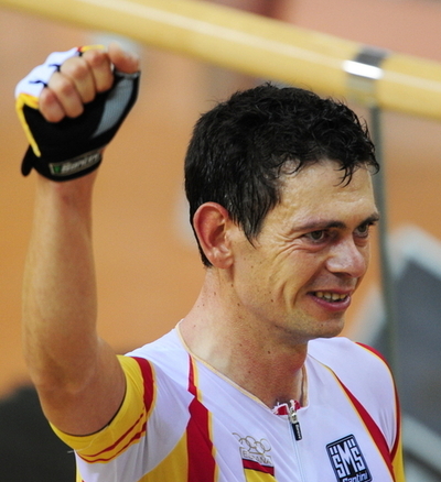 ラネーラス 自転車・トラック男子ポイントレースで金メダル