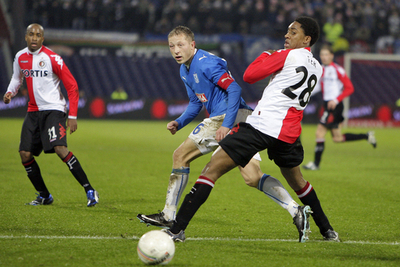 レフ・ポズナニ フェイエノールトを下し決勝トーナメント進出