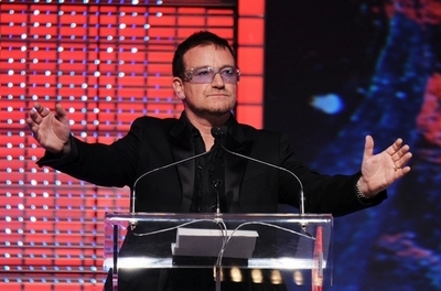 U2のボノ氏、ネット上の著作権保護強化を訴え