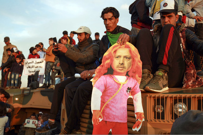 リビアへの軍事支援めぐり、トルコとフランスが非難の応酬