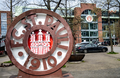 ザンクトパウリ 13年ぶりブンデスリーガ1部復帰