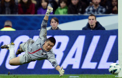 日本、終了間際の得点でフランスに勝利