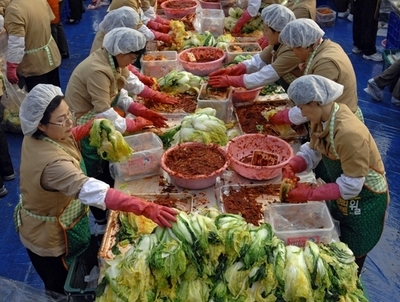 白菜不作で「キムチ危機」、韓国